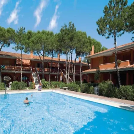 Terrace, Pool, Sun And Relax - Beahost