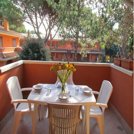 Apartment Terrace, Pool, Sun And Relax - Beahost Bibione
